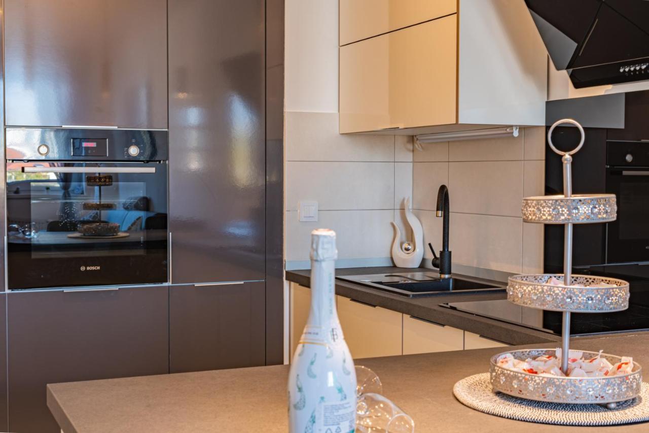 Flexible Selfcheckins 25 - Zagreb - Garage - Loggia - New - Luxury Apartment ภายนอก รูปภาพ