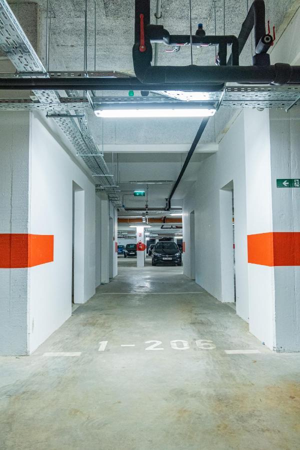 Flexible Selfcheckins 25 - Zagreb - Garage - Loggia - New - Luxury Apartment ภายนอก รูปภาพ